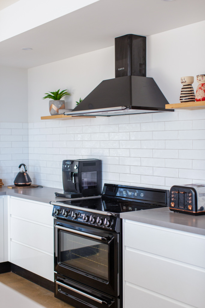 the-krc-guide-to-rangehoods-SYKES.ORTH_.GAVINE_DALE_DESIGNS-002-SHERI_MCMAHON-683x1024.jpg